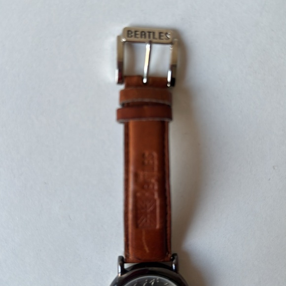 The Beatles leather band watch made by 1993 Apple Corp Ltd. - Picture 9 of 10